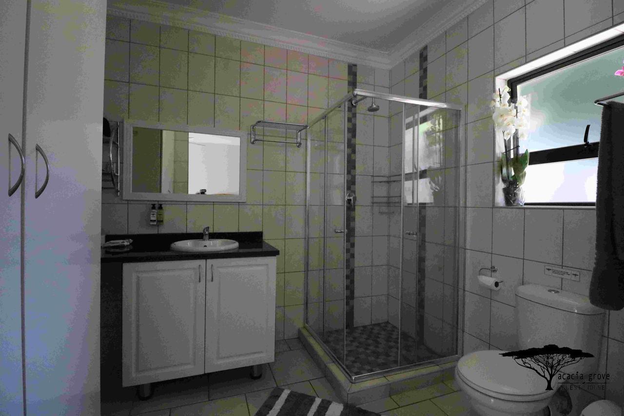 Acacia Grove Guest House โจฮันเนสเบิร์ก ภายนอก รูปภาพ